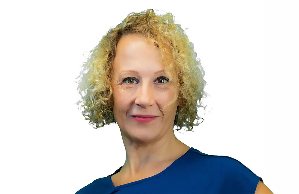 Movers + Shakers: Savenio welcomes advisor Sandy Sirianni into group