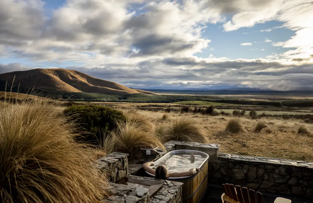 If your clients seek vibrancy, seek exceptional New Zealand this autumn 2 TNZ Skyscape Mackenzie Miles Holden HR