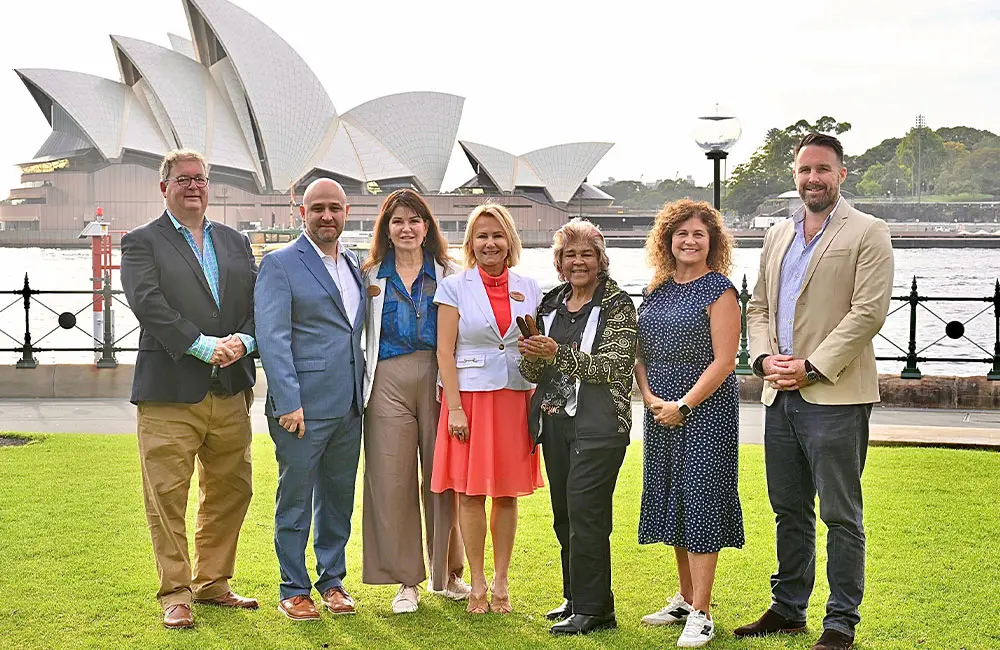 Visit California and 9 of its top tourism CEOs meet with trade in Australia