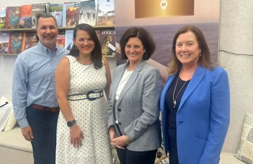 Movers + Shakers: Virtuoso elevates Úna O’Leary to Vice President, Global Partnerships 2 L to R: Cory Hagopian, Virtuoso; Zoe Dean, Virtuoso; Sharyn Kitchener, Mosman Travel; Helen McCabe Young, Virtuoso