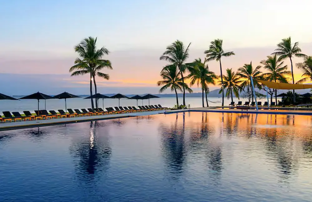 Sell Hilton Fiji, score a free luxury getaway—this is how with Expedia TAAP