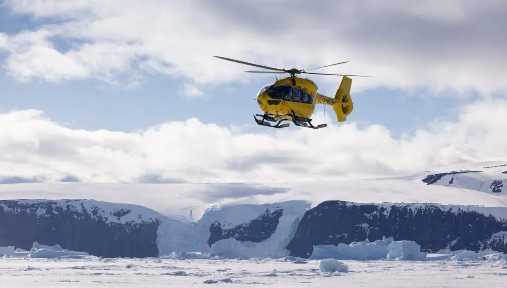 Quark’s secret ingredient to the ultimate polar expeditions 2 Quark Polar