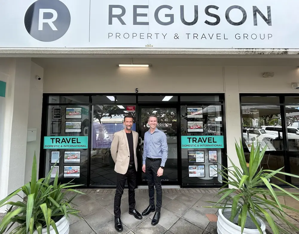 Double boost: Travellers Choice grows network with addition of two new agencies 1 (L-R) Travellers Choice''s Network Development Manager and Paul Millan and Reguson Travel & Cruise owner Rane Reguson