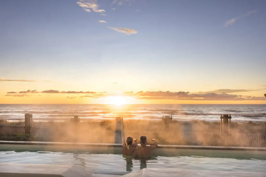 First non-stop flights between Australian and NZ sister cities take off 1 Christchurch, NZ.