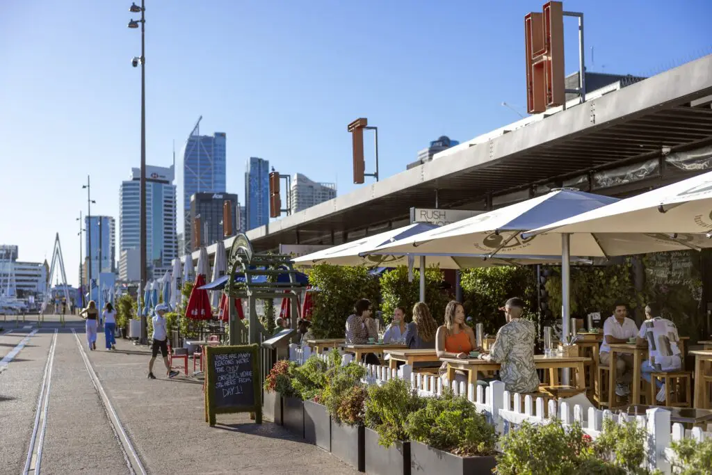 Qantas adds 60,000 seats across the ditch, fuelling New Zealand summer tourism surge 2 Sunny Auckland.