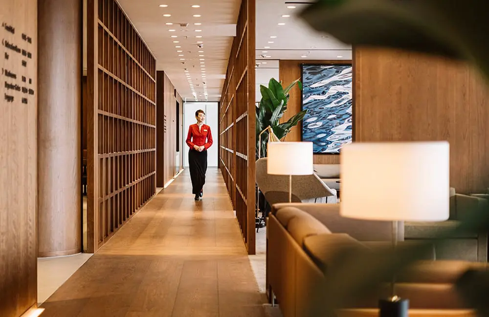 First look: Cathay Pacific reopens fan-favourite The Bridge first & business lounge at HKIA 3 Cathay Pacific The Bridge HKIA 4
