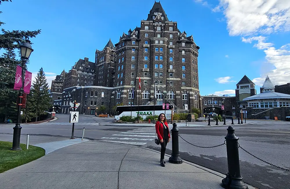 Why Canada is the ultimate bang-for-your-buck international destination for Aussies in 2025: 7 agent tips inside! 16 TravelManagers’ Rose Febo at Fairmont Banff Springs.