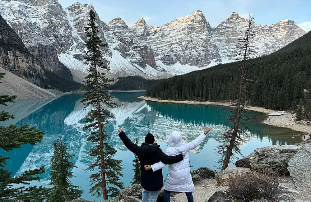 Why Canada is the ultimate bang-for-your-buck international destination for Aussies in 2025: 7 agent tips inside! 5 Destination Canada Radical Ambassadors at Lake Moraine, AB.