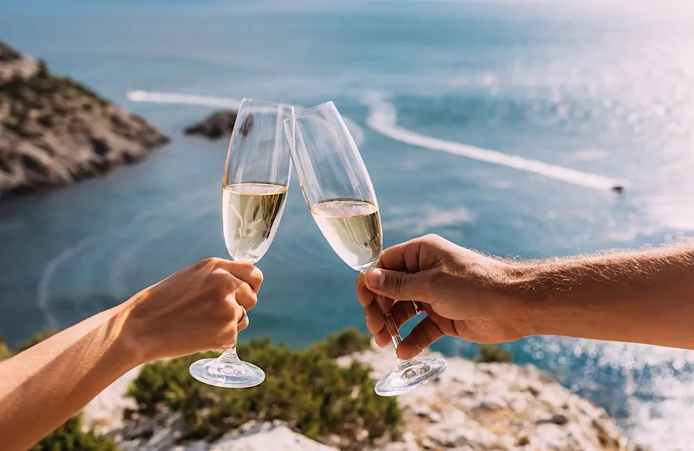 Imagine Cruising rebrands: What’s changed, and what’s in it for agents 3 Imagine moments like this: expertly paired stays, stunning coastlines, and seamless cruise holidays that take the pressure off planning. Imagine Cruising.
