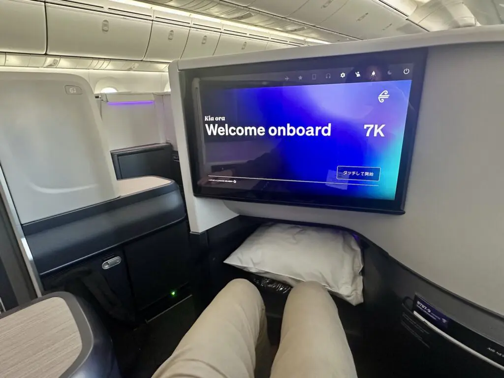LIVE LOOK: Previewing Air New Zealand’s new Aussie-bound 787, including the carrier's latest seat class 2 Air New Zealand's all-new Business Premier Luxe seat.