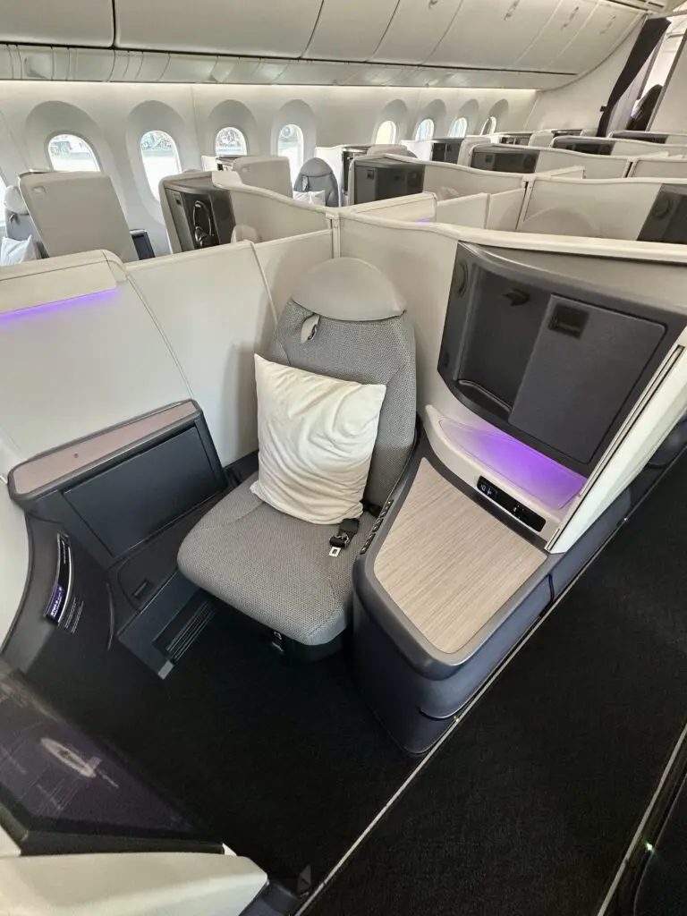 LIVE LOOK: Previewing Air New Zealand’s new Aussie-bound 787, including the carrier's latest seat class 3 Air New Zealand's all-new Business Premier seat.