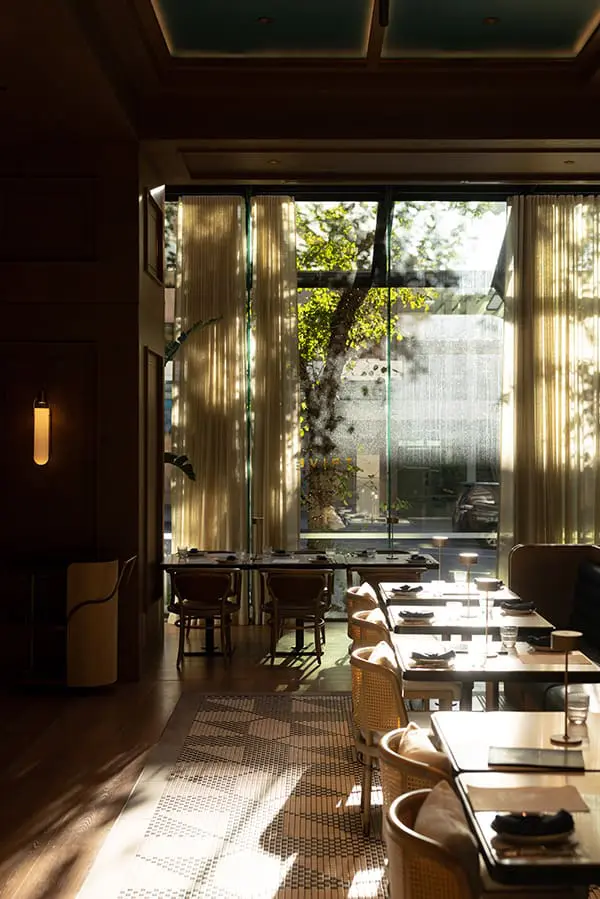 JW Marriott launches first-ever luxury New Zealand location with official opening of JW Marriott Auckland 4 Trivet restaurant at JW Marriott Auckland.