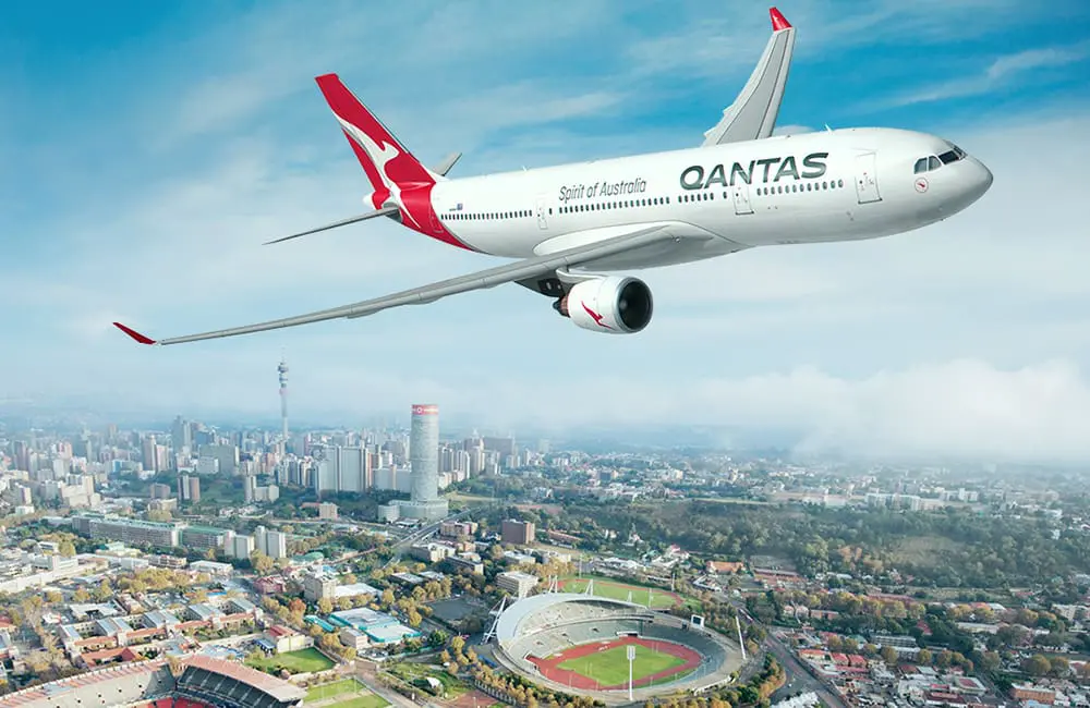 Qantas confirms 2 new international routes will return in 2025; drops Australia-wide sale 2 Qantas A330 flyover of Johannesburg.