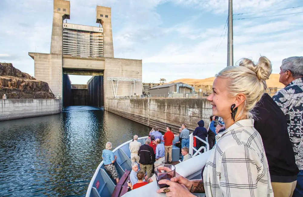 Cruising into new waters: Lindblad partners with Transcend Cruises to offer European river expeditions in 2026 1 US Washington Snake River LC157