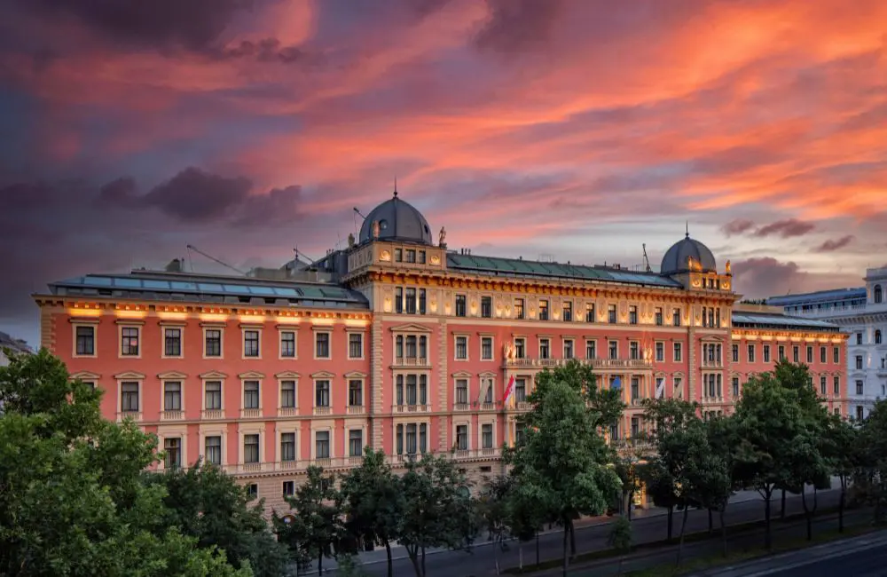 Anantara debuts in Vienna boasting the city's largest Penthouse Suite and Michelin-starred dining