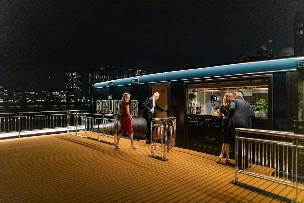 Sneak peek at APT Solara and APT Ostara's world-first hydraulic venue, Grüner Bar & Dining