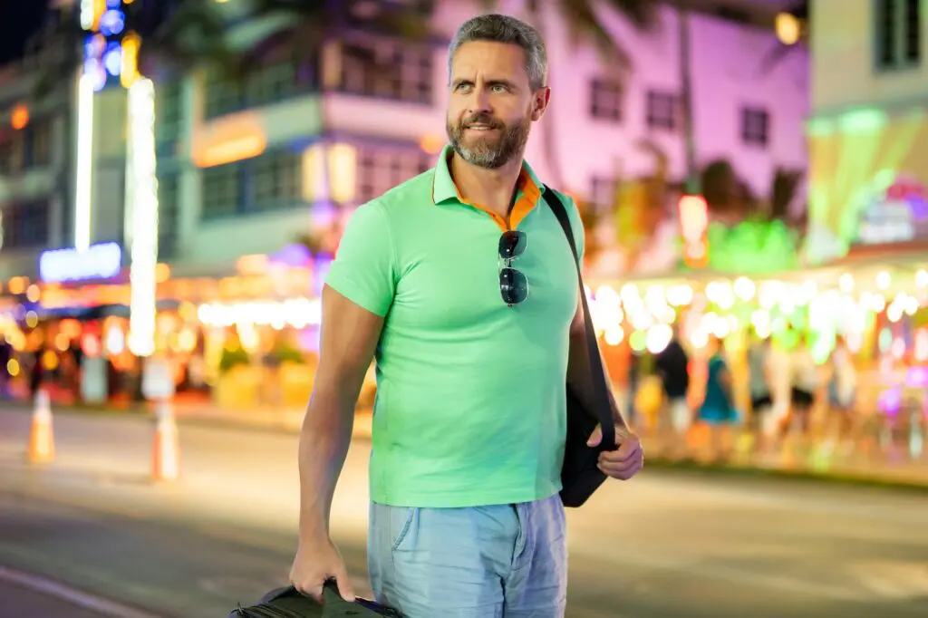 Karryon Top 10 stories of the week: Catch up on our most-wanted: May 23 9 Hispanic tourist traveler walking on night city streets. A tourist with a suitcase in a tropical cityscape. Summer trip in America. Middle-aged tourist in the night lights of Miami. Happy tourist. travel