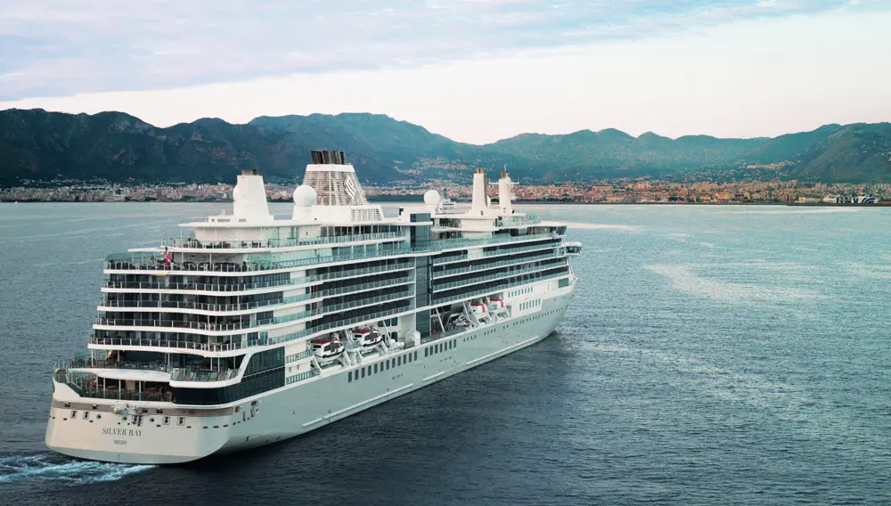 With year-round sailings, this is why savvy travellers are selecting Silversea for Mediterranean luxury 3