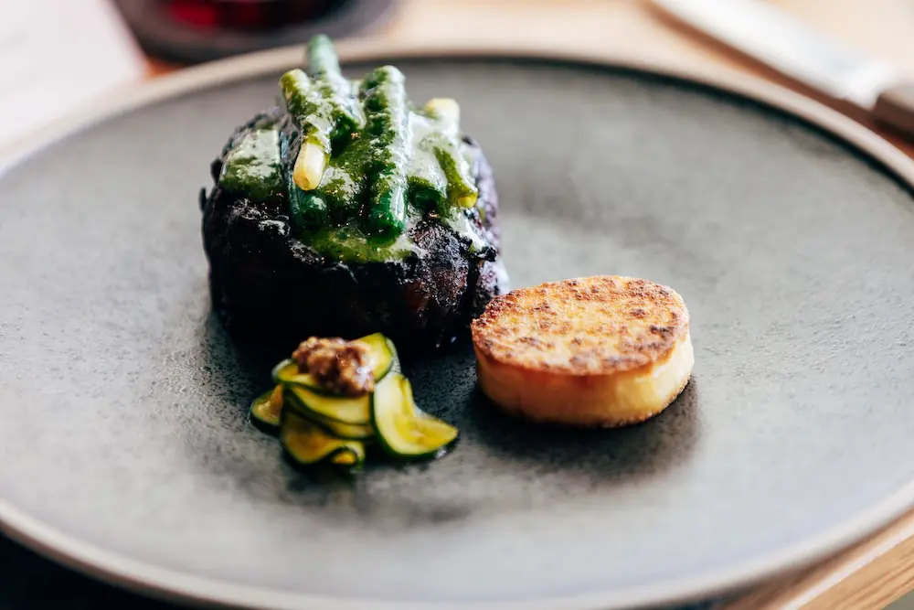 Taste test: Qatar Airways partners with Aussie chef Ross Lusted for new premium menu 4 QR food