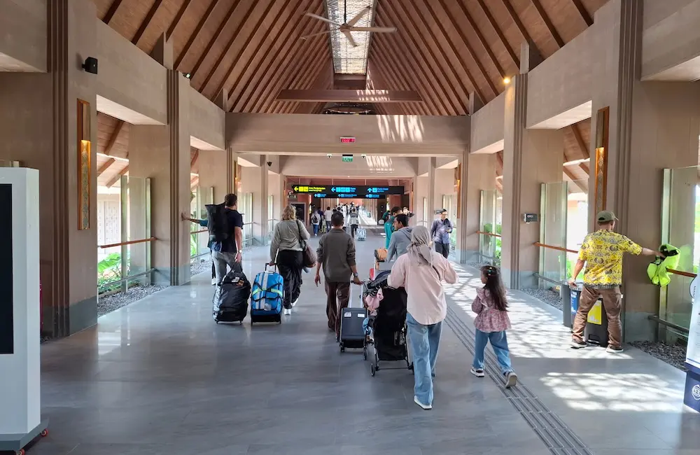 Just 1 in 3 international travellers paying Bali's tourism tax, despite rise in revenue 