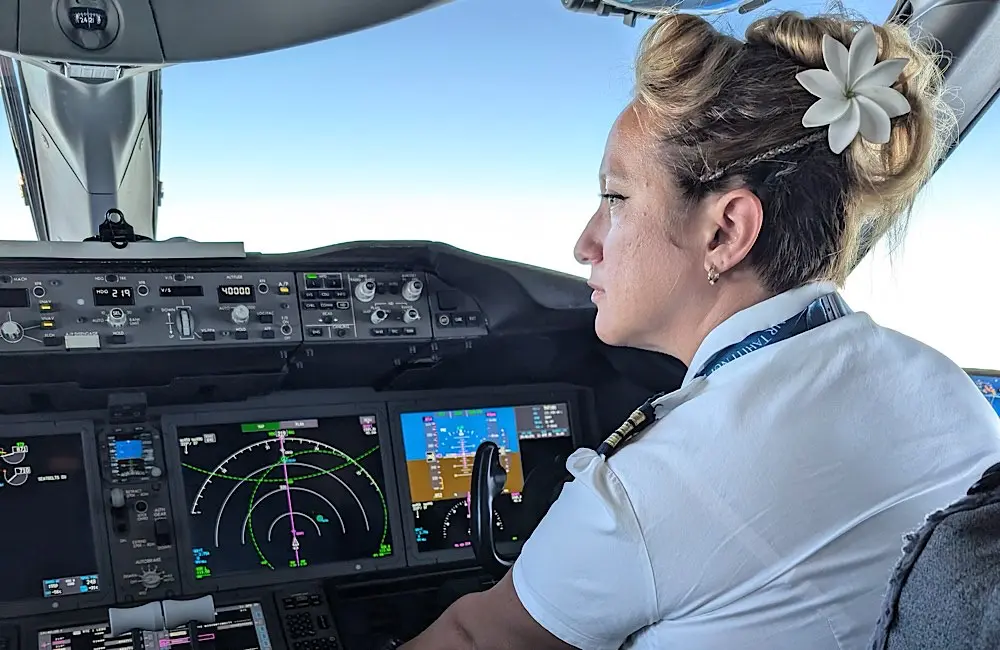 How I became a pilot: From runway goodbyes to the Dreamliner flight deck 1 All focus, no autopilot