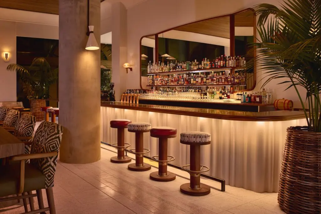 Mondrian Gold Coast opens, bringing new luxury energy to Burleigh 3 Mondrian Gold Coast LiTO Bar Credit Justin Nicholas