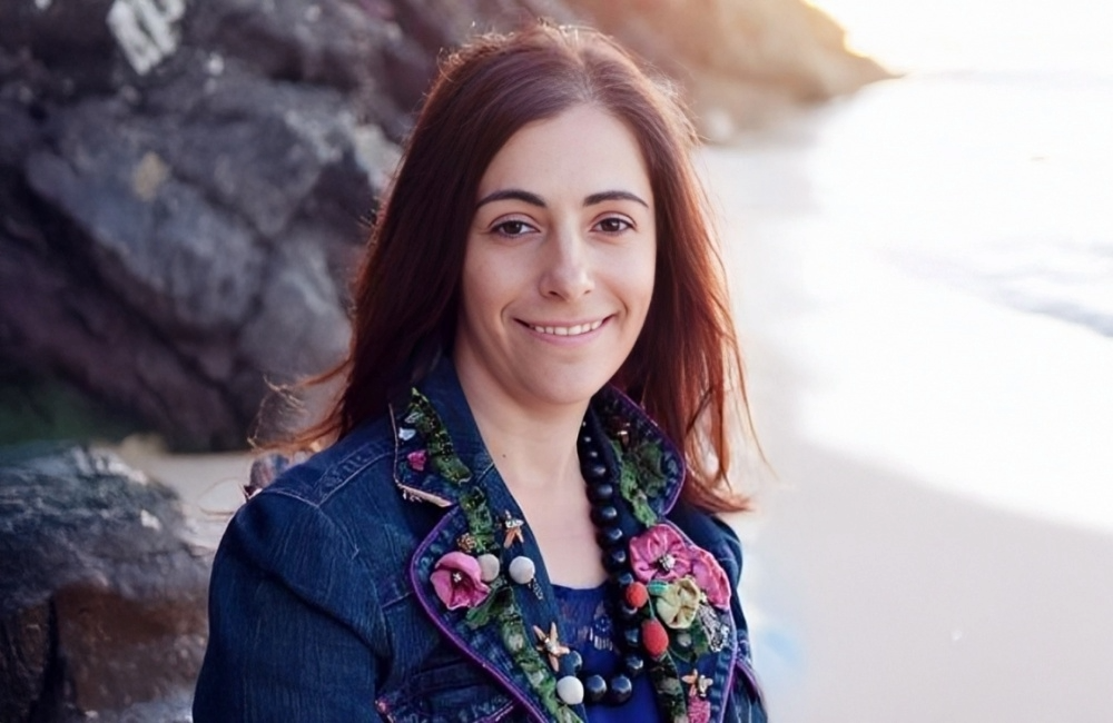 Movers + Shakers: Janeen Harris, Alla Ribeiro and Desiree Sevindir join AAT Kings sales team 2 Based in Melbourne, Desiree Sevindir steps into the role of Sales Manager VIC/TAS & Groups, with a focus on group touring and agent engagement.