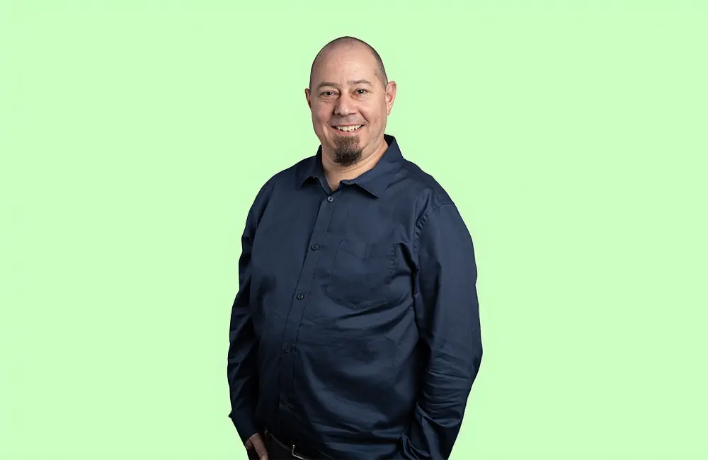 Movers + Shakers: Daniel Bram and Heidi Mettner join Complex Travel as Melbourne and SME leads 1 Daniel Bram joins Complex Travel Group as Melbourne Team Leader, bringing 17 years of Victorian travel industry experience to the role.