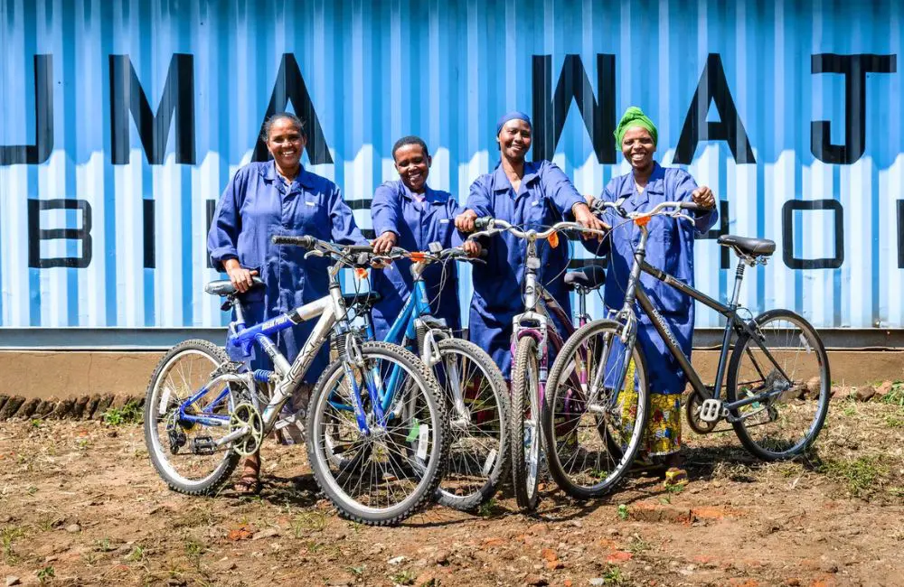 AKP Bike Shop Program