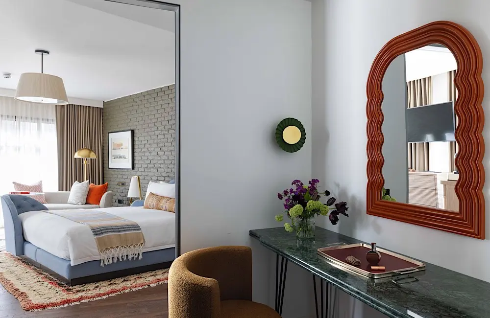 HOTEL REVIEW: Inside Virgin Hotels London, where staying in feels like going out 2 Chamber cleverness: Virgin’s signature layout brings style, space, and just enough edge to make getting ready feel like a runway show.