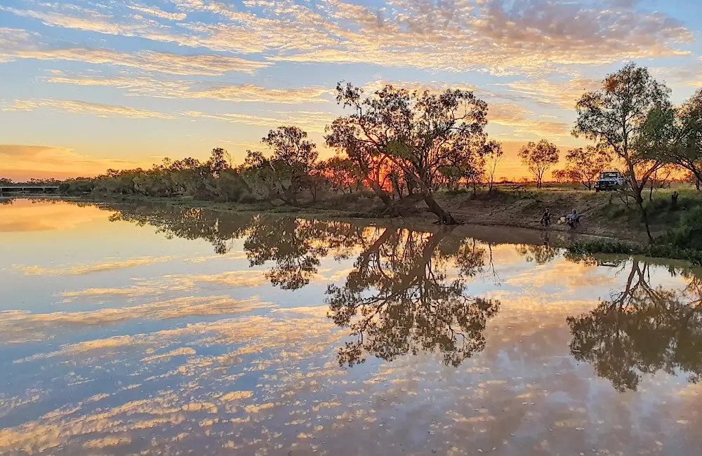 Back the bush: Helloworld, VIVA Holidays and OQTA launch Outback Queensland recovery campaign 1 Bookable serenity: New Outback Queensland packages invite clients to reconnect with nature—and help communities rebuild with every booking.