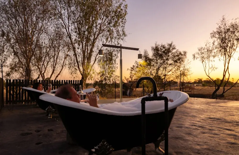 Back the bush: Helloworld, VIVA Holidays and OQTA launch Outback Queensland recovery campaign