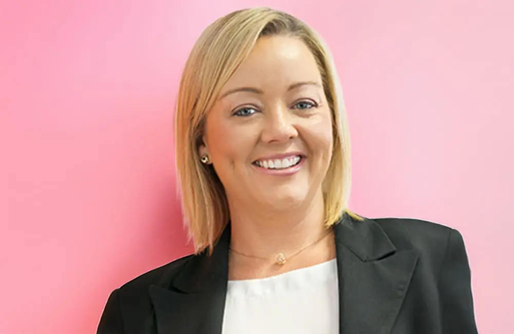 Headshot of Sanford Travel Managing Director Georgina Byrt.