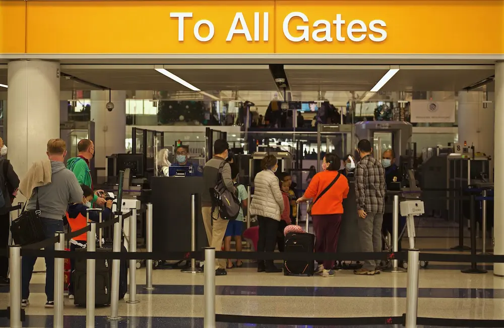 US travel just got easier: After nearly 20 years, TSA ends shoe rule at airport checkpoints 1 Los Angeles International Airport (Image Wirestock Creators / Shutterstock.com)