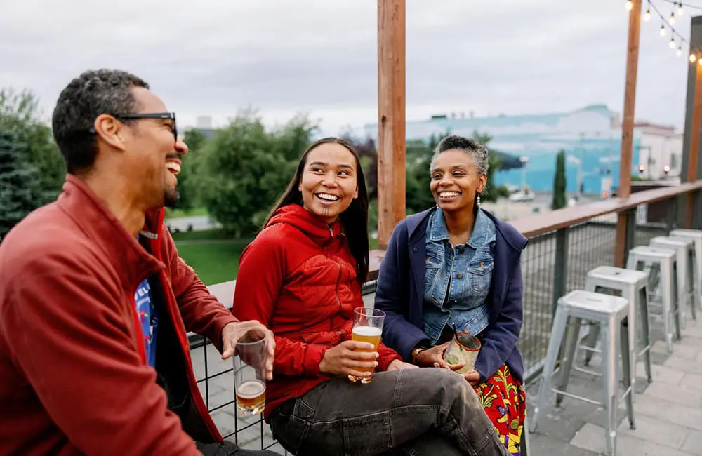 Visit Anchorage returns to Australia as Platinum Sponsor for Niche is Nice 2025 3 People drinking outdoors Williwaw Social in downtown Anchorage. Image: Visit Anchorage