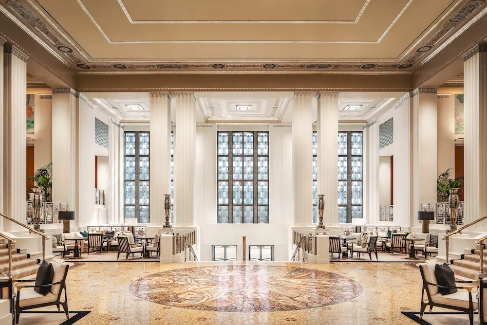 Qantas goes daily for the first time on Sydney-New York via Auckland flights 2 The Waldorf Astoria New York Park Avenue Lobby. (Image Waldorf Astoria New-York)
