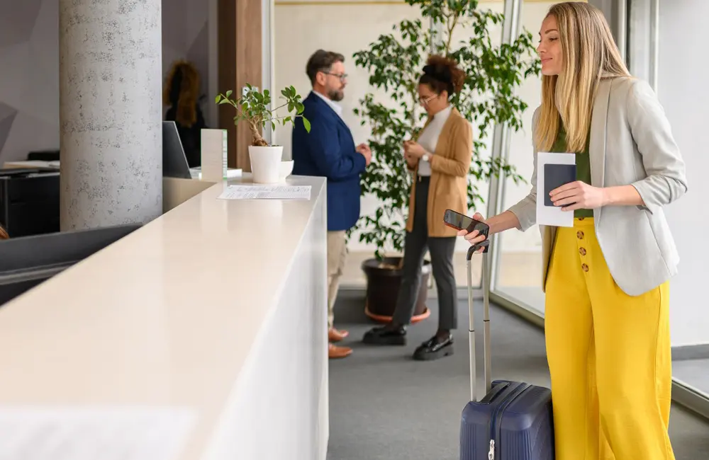 From perks to play: 1 in 2 APAC business travellers miss out on top global bleisure trends