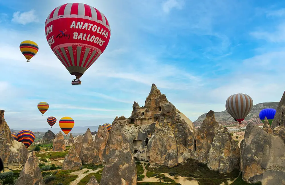 What is "premium"? New Collette agent sales & content tools unpack the seamless experience 1 Example of Collette social media content on Rallio – hot-air balloons in Turkey.