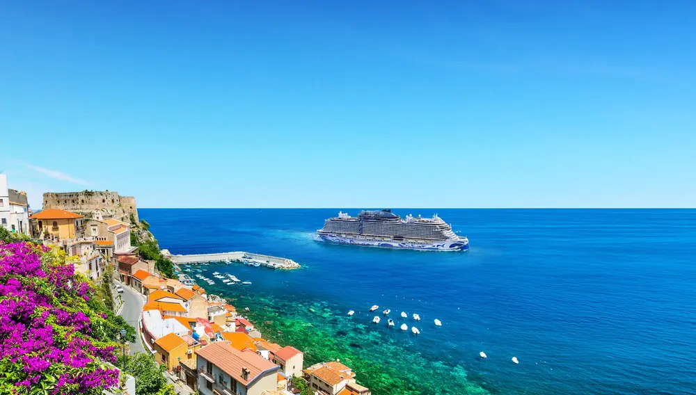 Outstanding Agent Engagement for Norwegian Cruise Line’s Experience MORE of the World Campaign 3 Norwegian Cruise Line