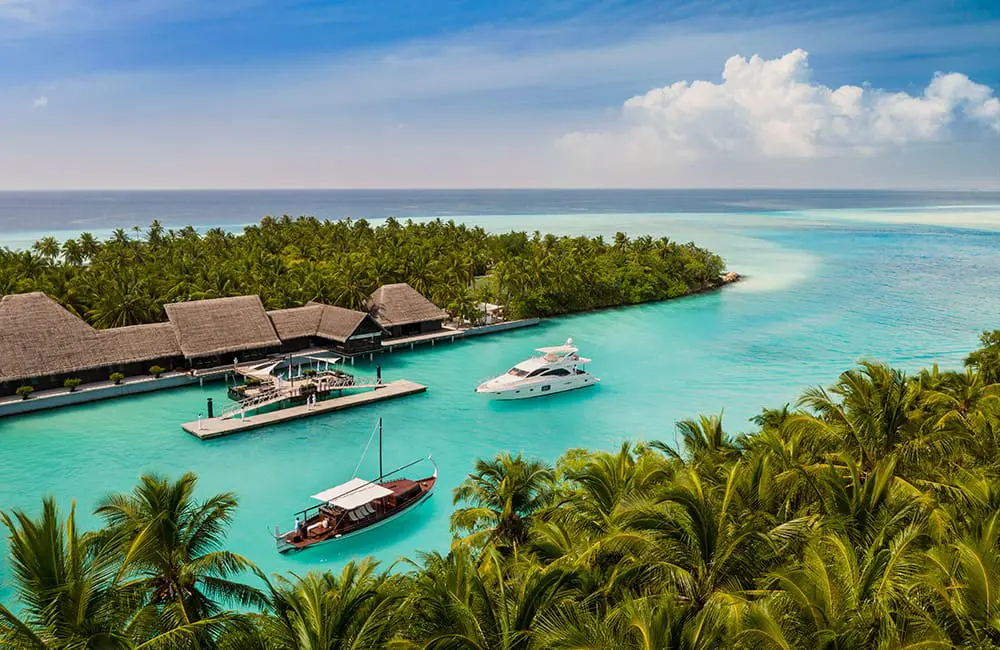 Tweet World Travel supersizes premium portfolio with 180-plus new properties in the Maldives 2 One&Only Reethi Rah in the Maldives