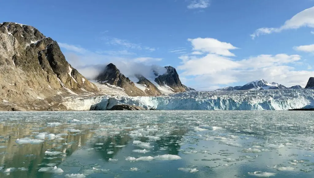 Review: No polar bears, no problem - a whole new world unveiled with HX Expeditions 6 1000x568 26