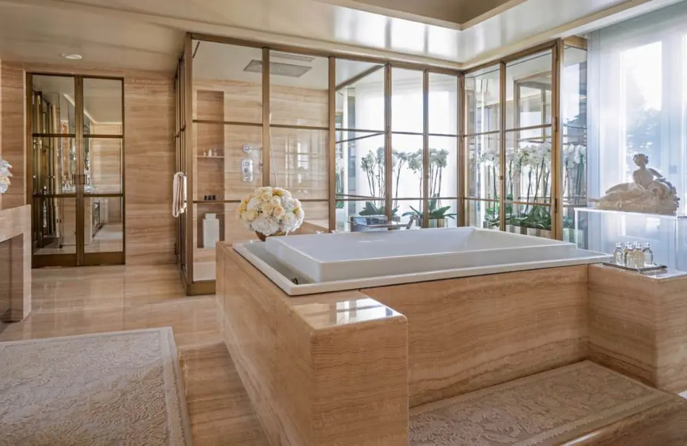 Four Seasons completes three-year transformation of its Paris hotel 4 Four Seasons Paris The Penthouse bathroom