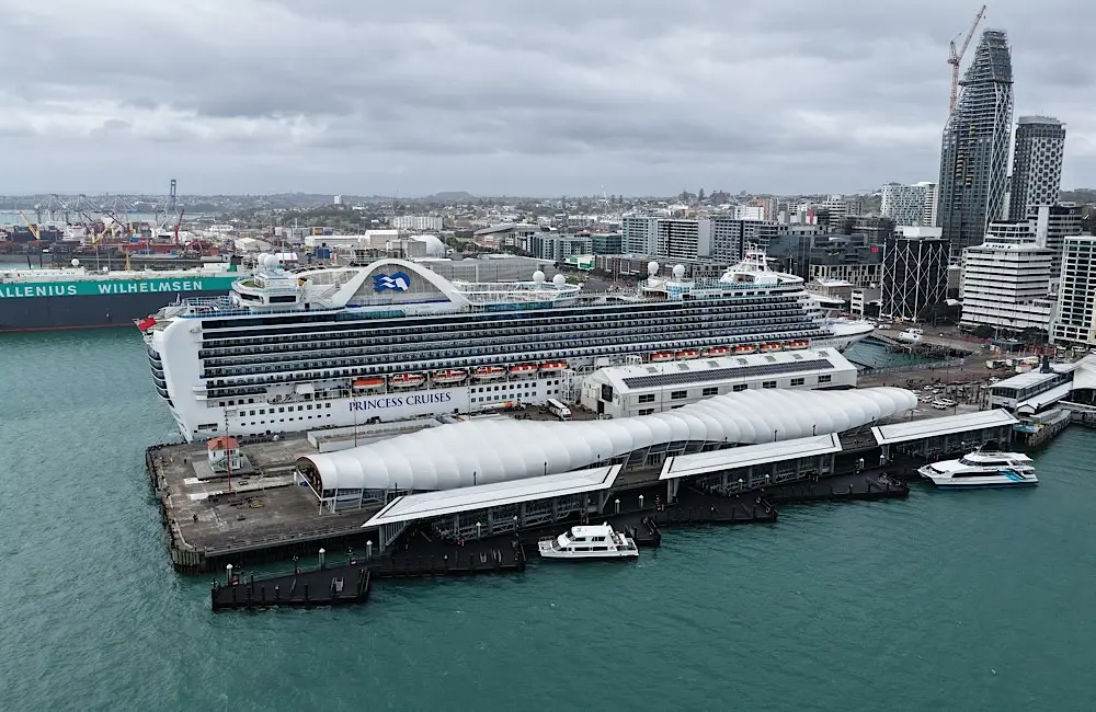 Crown Princess alongside in Waitematā Harbour, one of 80 ship calls scheduled for Auckland this season.