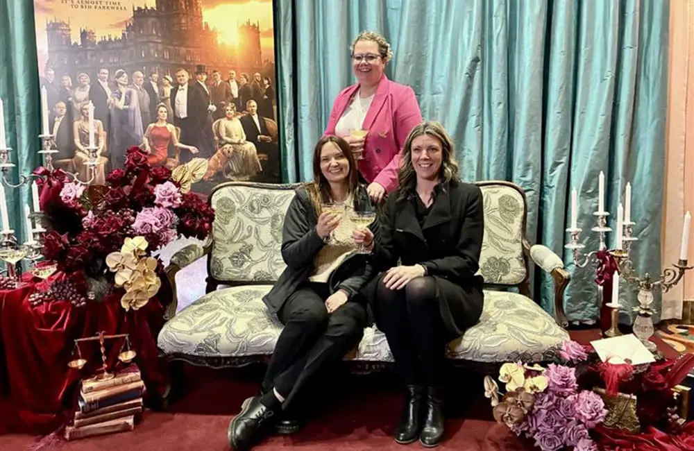 Set-jetting in style: Viking spotlights real-life Downton Abbey castle connection at exclusive Australian film premieres 4 Advisors Aspa Papalitsas, Chelsea Keating & Veronica Curran raise a glass at the Melbourne premiere