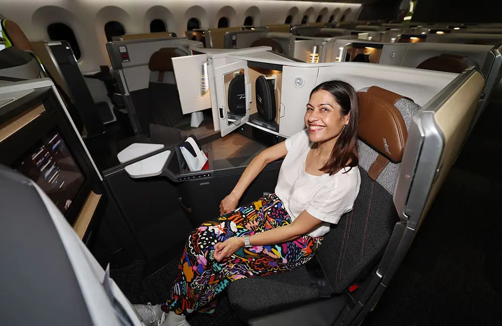 American Airlines' new-to-Australia redesigned B787-9 aircraft is now flying to Brisbane. Here’s what’s on board 1 Sitting in American Airlines B787-9P Flagship Suite seat. Image: BNE/AA
