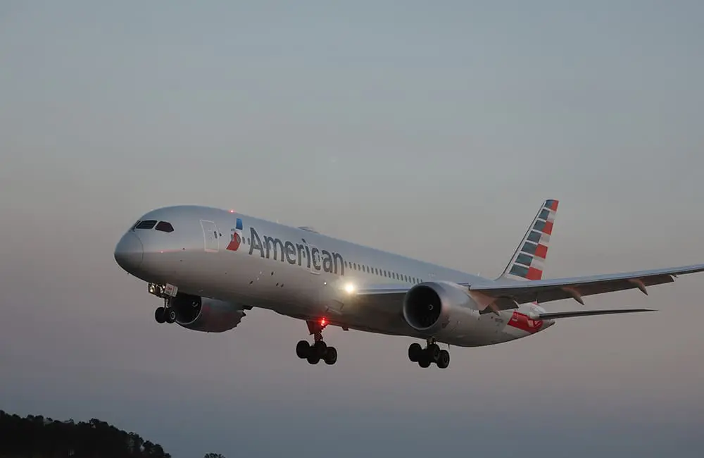 American Airlines' new-to-Australia redesigned B787-9 aircraft is now flying to Brisbane. Here’s what’s on board 12 AA's B787-9P aircraft touching down in Brisbane on its inaugural flight to Australia. Image: BNE/AA