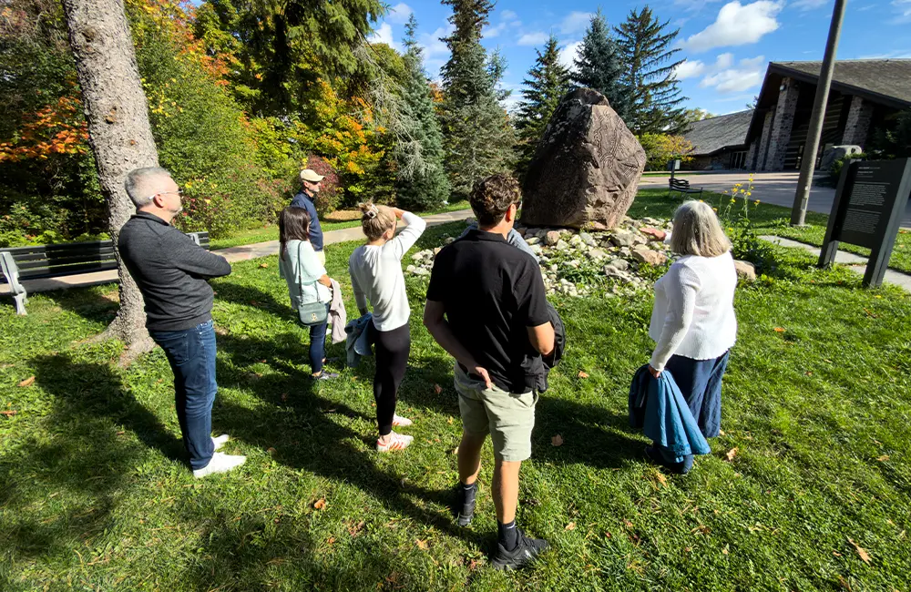 Flowing Together: How Ontario inspired Canada’s Strategic Advisory Group (and will inspire you too) 18 Art2