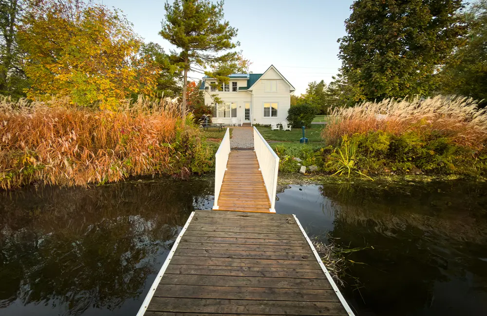 Flowing Together: How Ontario inspired Canada’s Strategic Advisory Group (and will inspire you too) 13 Elmhirst Resort
