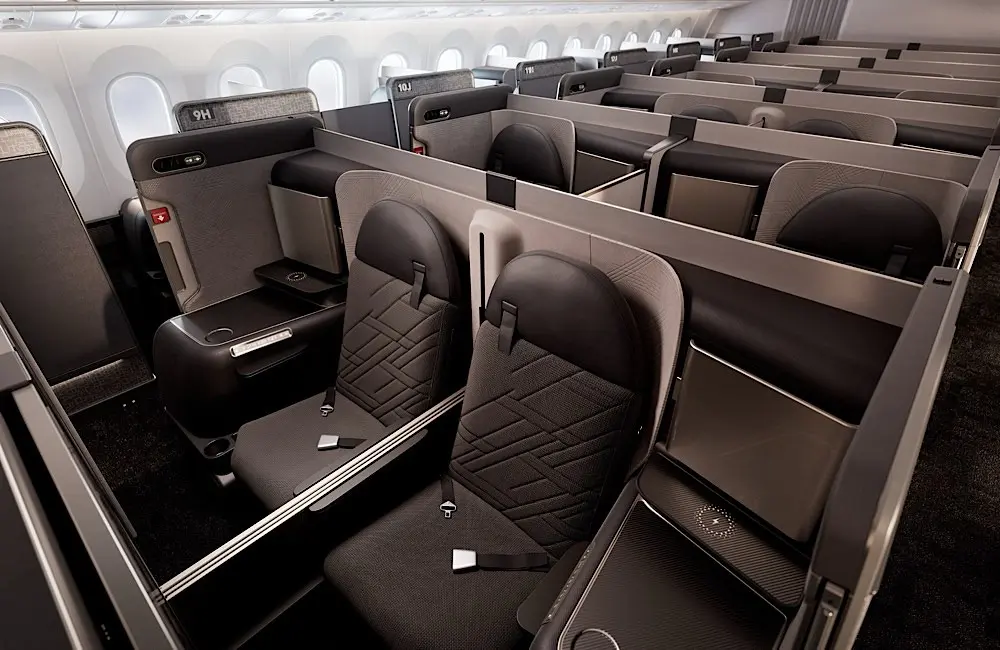 Korean Air debuts its Prestige Suites 2.0 in Australia 1 Korean Air’s Prestige Suites 2.0 on the Boeing 787-10 features a 1-2-1 configuration with direct aisle access for every passenger.