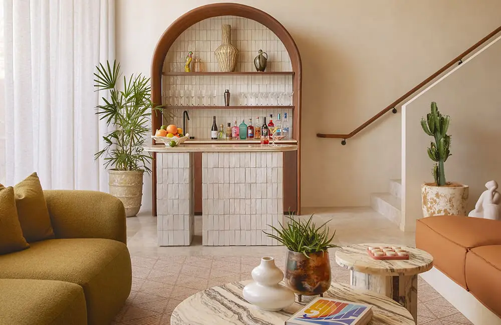 The Gold Coast’s newest luxury hotel unveils two-level Beach Houses in Burleigh Heads 4 Standalone bar in three-bedroom Beach House at Mondrian Gold Coast
